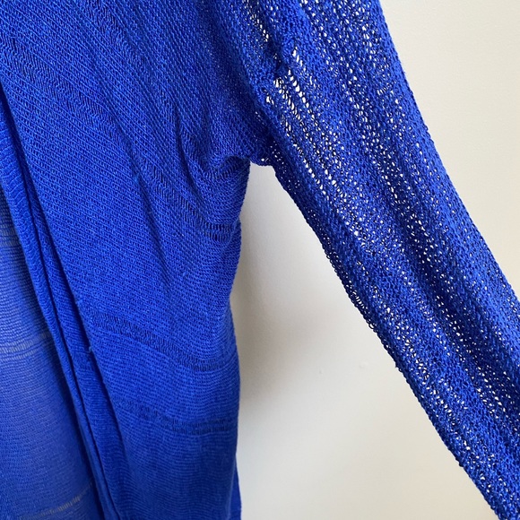 Anthropologie Sparrow Duster in blue. Size Medium - Picture 3 of 3